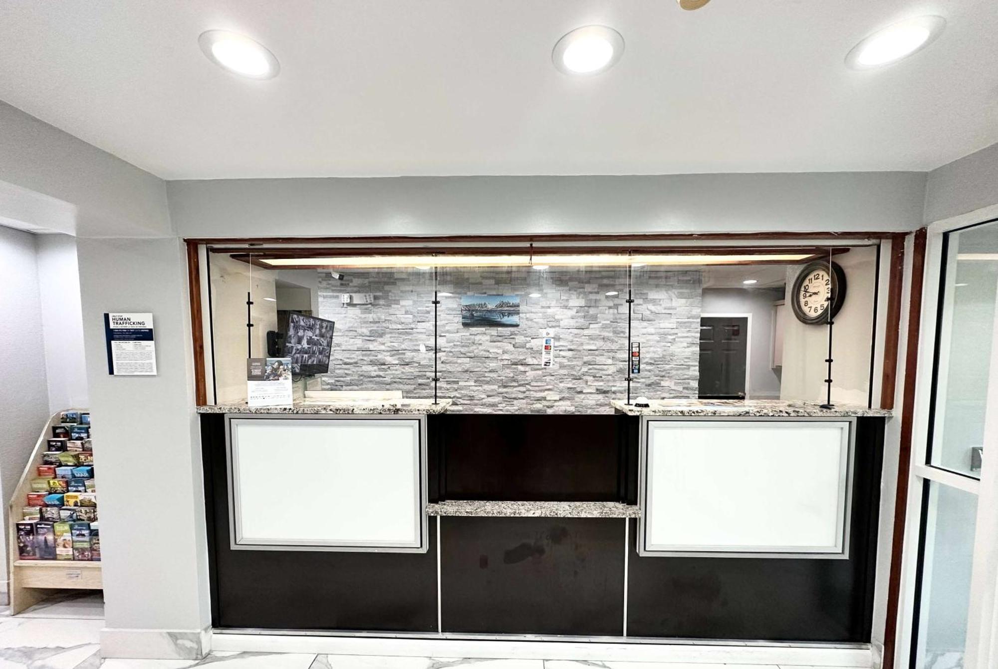 Ramada By Wyndham Lithia Springs Atlanta Hotel Екстериор снимка