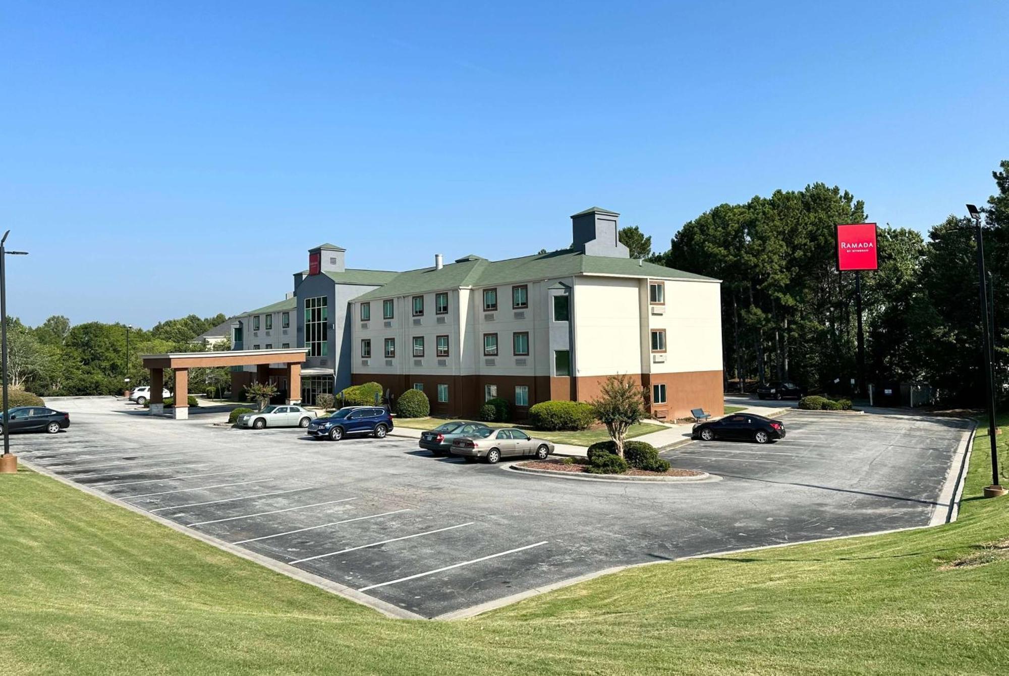 Ramada By Wyndham Lithia Springs Atlanta Hotel Екстериор снимка