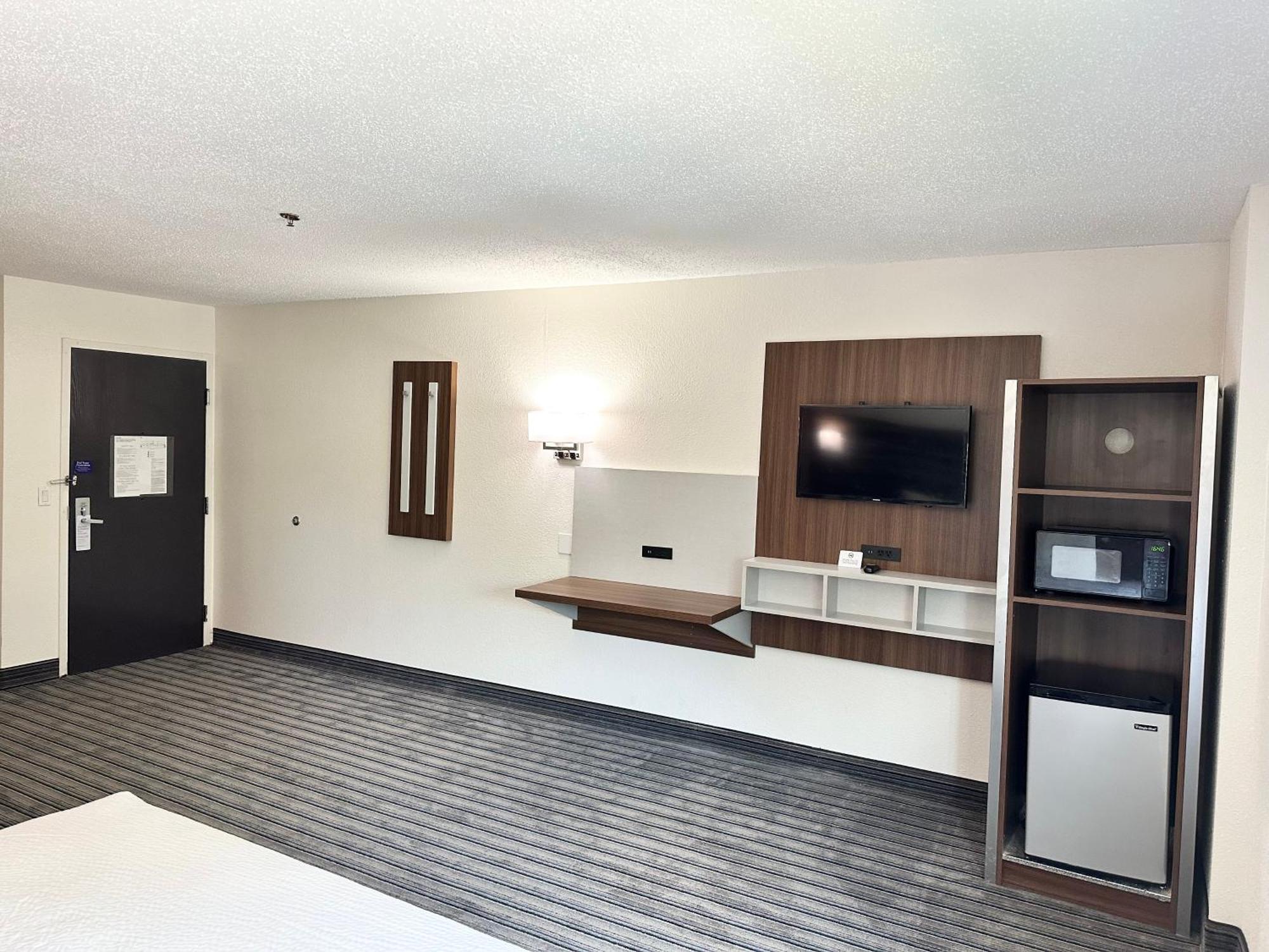 Ramada By Wyndham Lithia Springs Atlanta Hotel Екстериор снимка