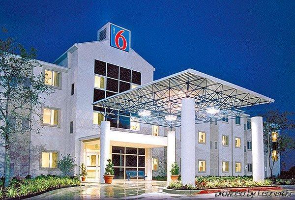 Ramada By Wyndham Lithia Springs Atlanta Hotel Екстериор снимка