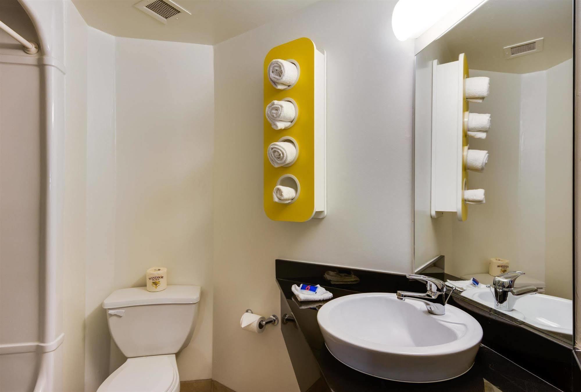 Ramada By Wyndham Lithia Springs Atlanta Hotel Екстериор снимка
